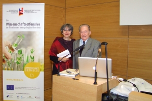 Le Pr. Bloch-Zupan et le Pr. Frank, ancien Doyen de la Faculté de Chirurgie Dentaire de l'Université de Strasbourg.